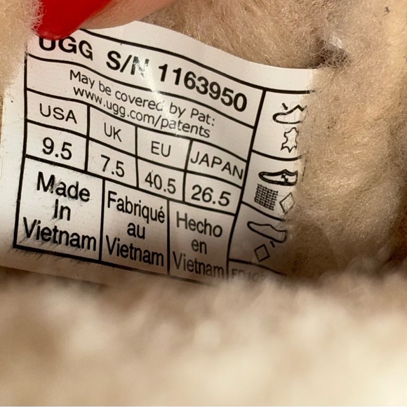 UGG Brooklyn‎ Water Resistant Hiker Boot with Genuine Shearling Trim (Women) - Picture 10 of 10